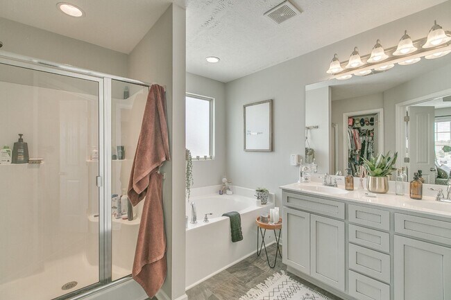 Building Photo - Lovely rental home in Murfreesboro!