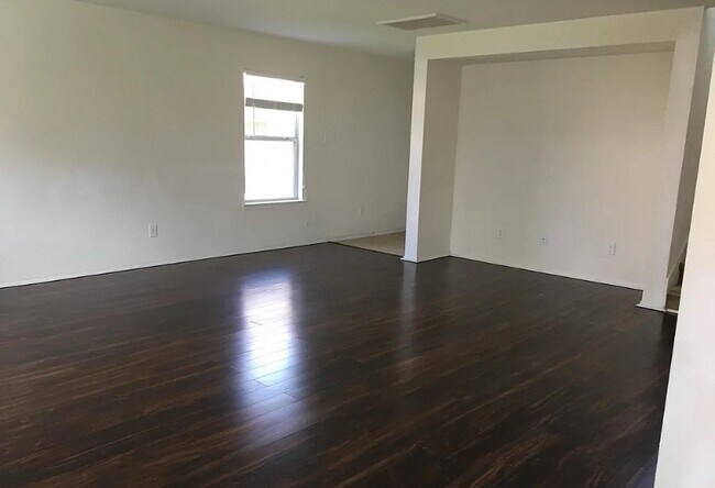 Building Photo - 2606 Skyview Knoll Ct
