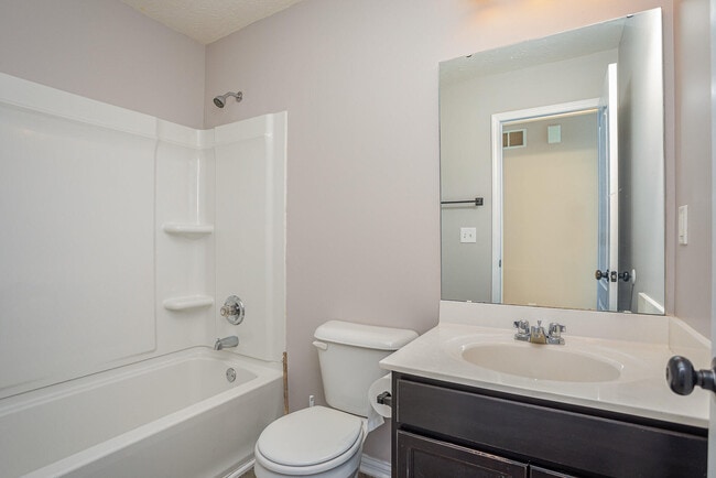 Building Photo - 1157 Gemstone Pointe Dr