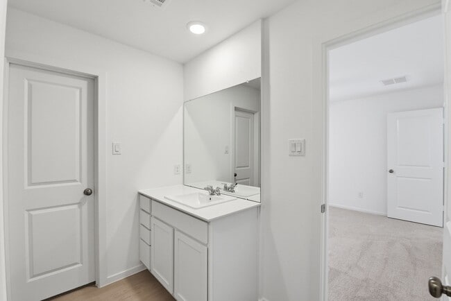 Building Photo - 6418 Geyser Starish Dr