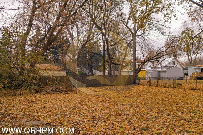 Building Photo - Available Now!! Half OFF First Month's Rent!