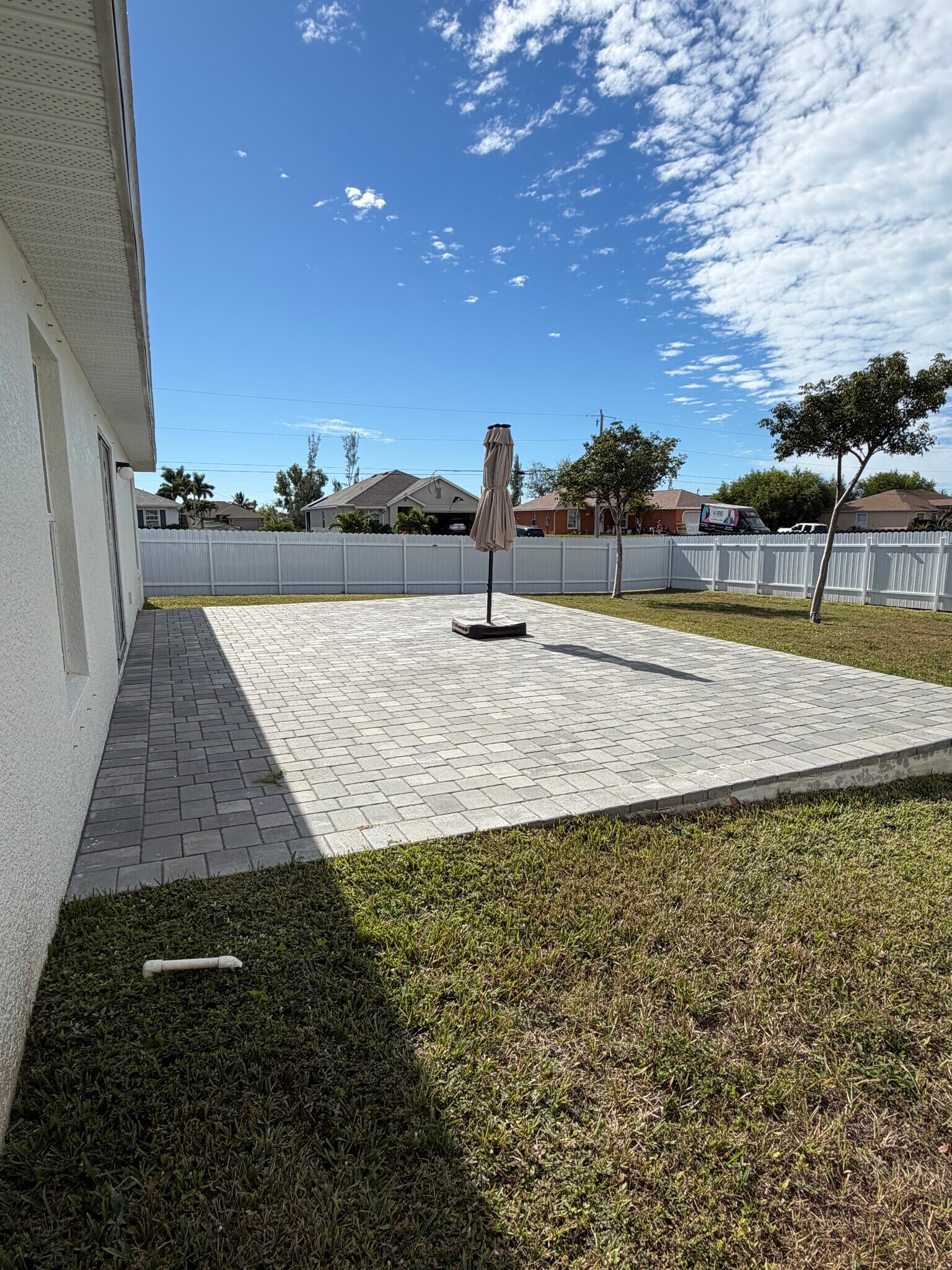 Backyard 30x20 paved lanai - 2120 NW 18th Ave