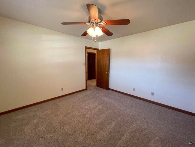 Building Photo - 125 Briarcliff Rd