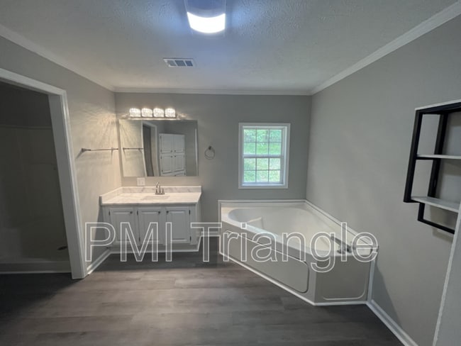 Building Photo - 794 Pittard Sears Rd