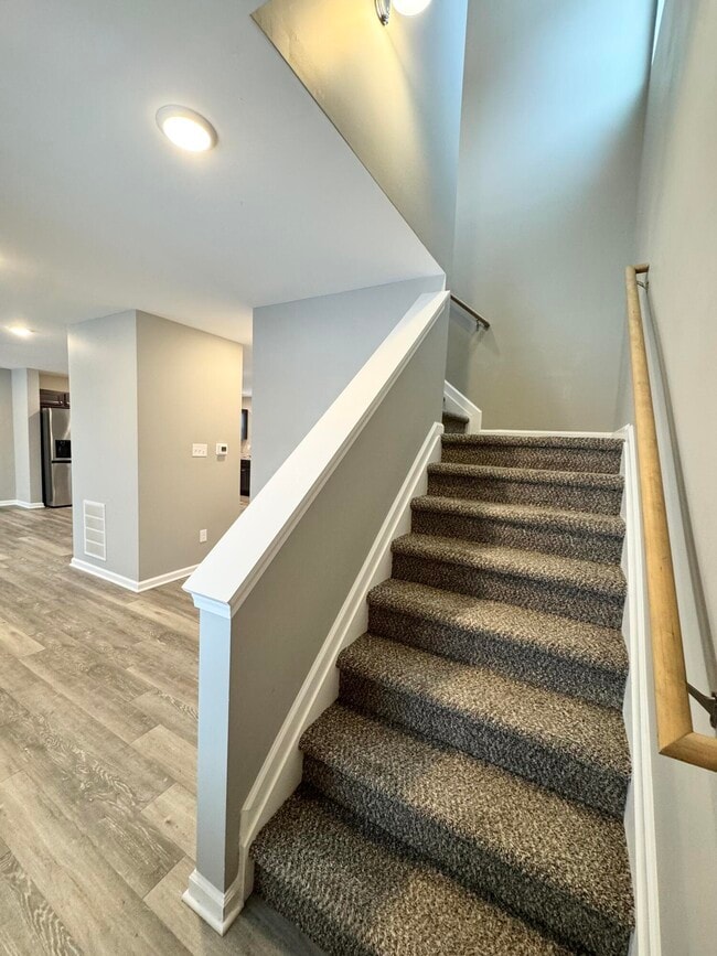 Building Photo - 127 Landry Ln