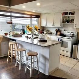 Building Photo - 621 S Xenon Ct