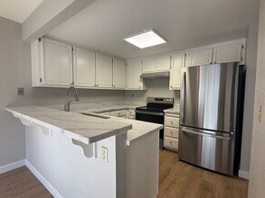 Building Photo - Bright & Remodeled 3 Bedroom 2.5 Bath Home in North San Jose