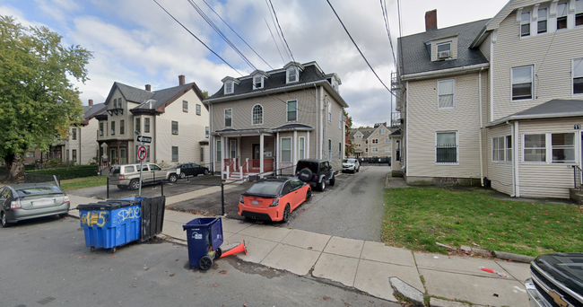 Building Photo - 15 Farrington Ave