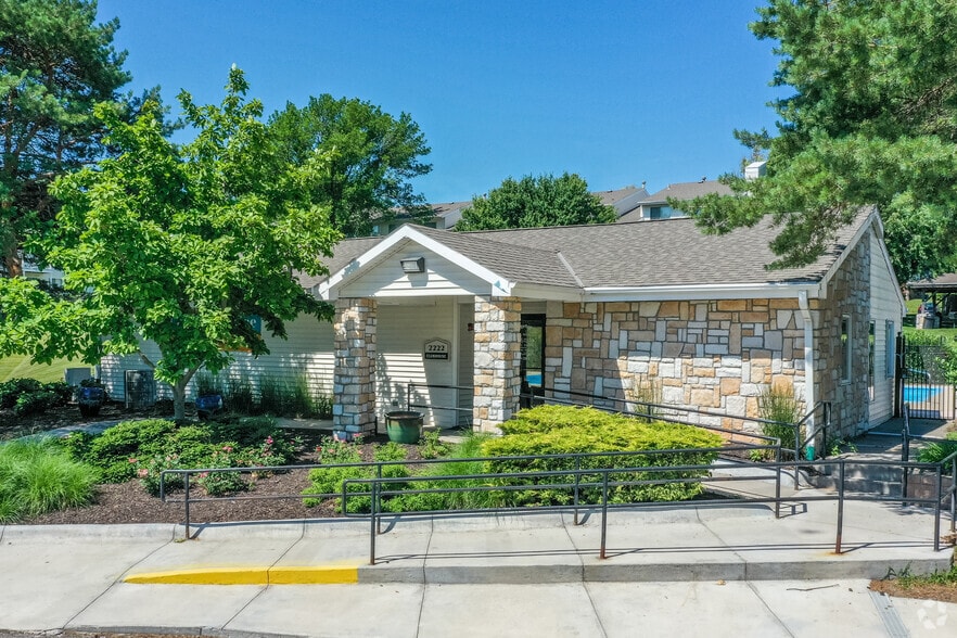 Leasing Office - Georgetowne
