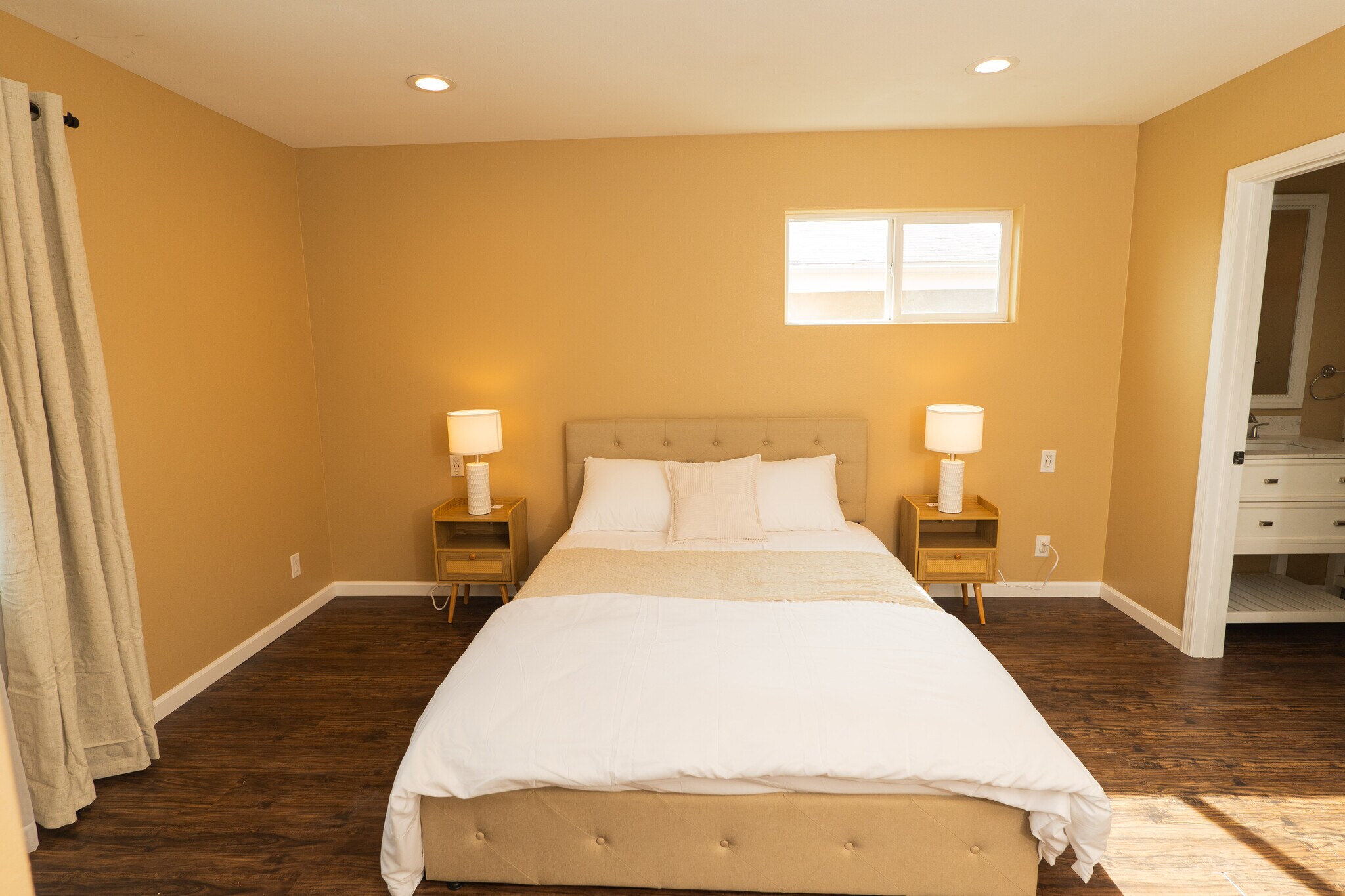 Master Bedroom - 938 S Bernal Ave