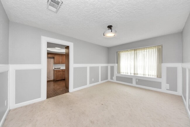 Building Photo - 7510 Renmark Ln