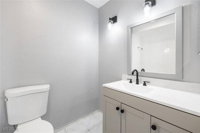 Building Photo - 6442 Ironbark Ln