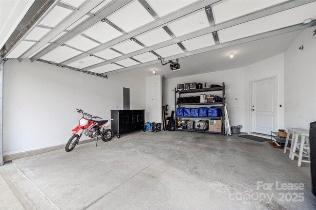 Building Photo - 8513 Gold Rush Ct