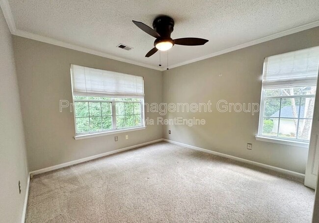 Building Photo - 2336 Kennison Ln