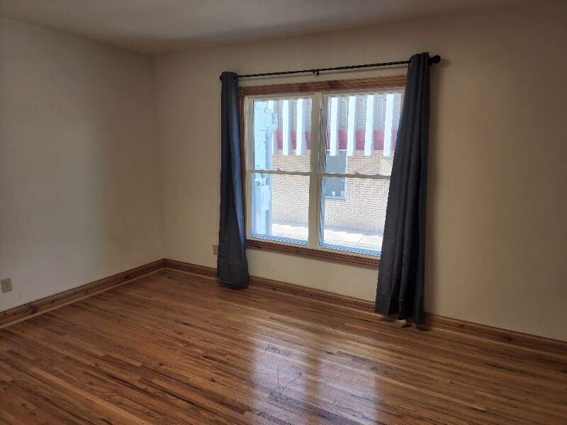 Building Photo - 1634 S College Ave