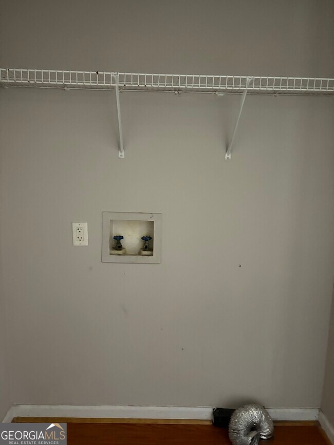 Building Photo - 403 St Dunstans Ct