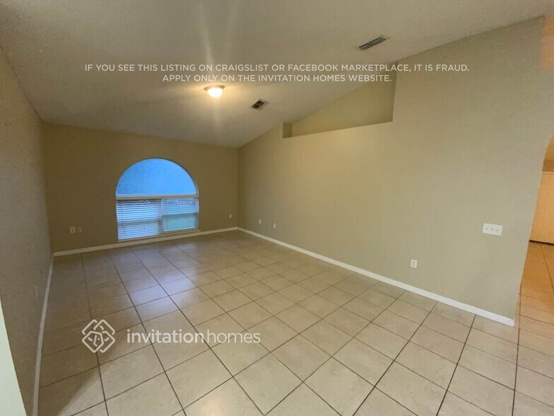 Building Photo - 1913 Maury Rd