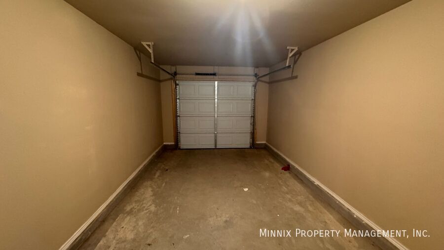 Building Photo - 2515 N Ave O