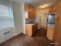Building Photo - 39 Glenbrook Rd
