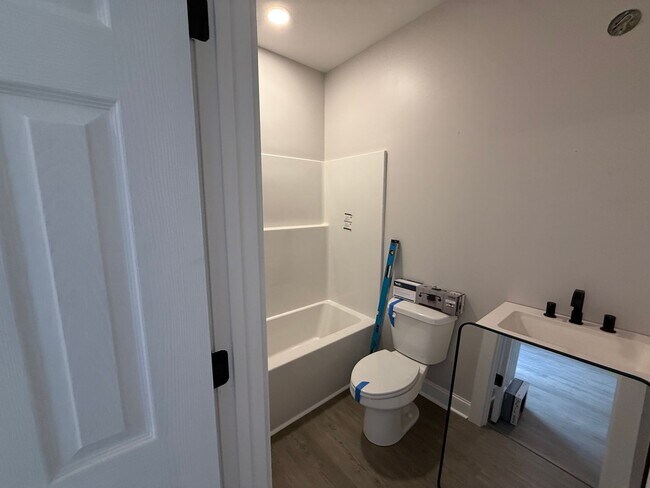 Building Photo - NEW CONSTRUCTION PRE-LEASING FOR AUGUST 2025!