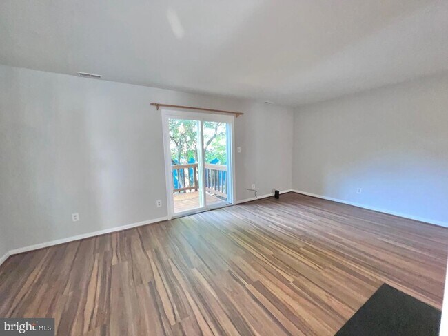 Building Photo - 13710 Autumn Vale Ct