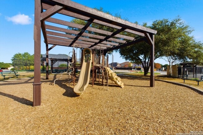 Building Photo - 11647 Zinnia Fields