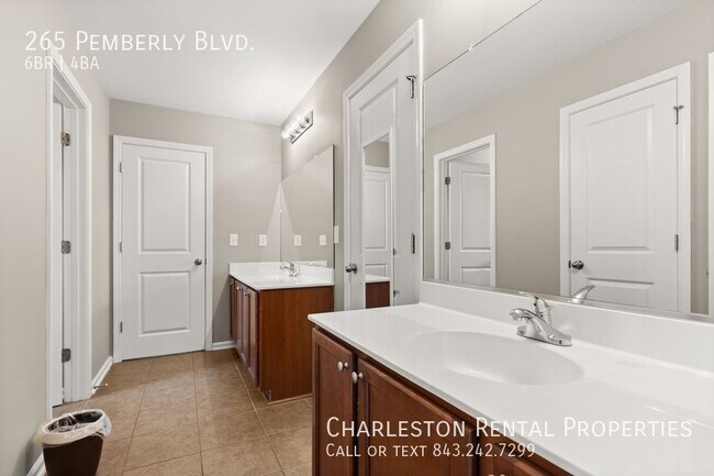 Building Photo - 265 Pemberly Blvd