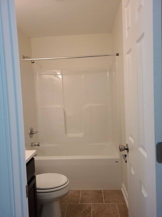 Building Photo - 6032 Brookwood Dr