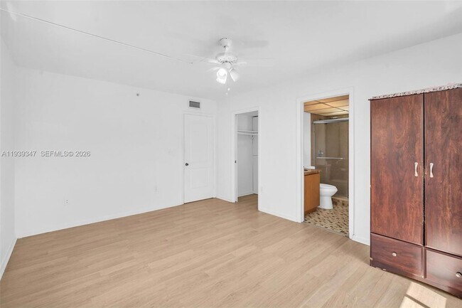 Building Photo - 8540 SW 133rd Avenue Rd