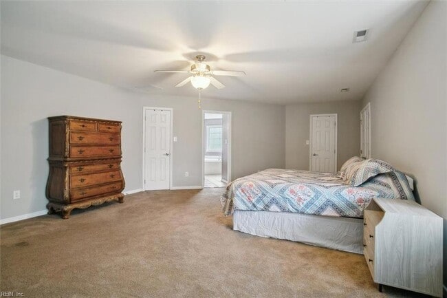 Building Photo - 5681 Regal Ct