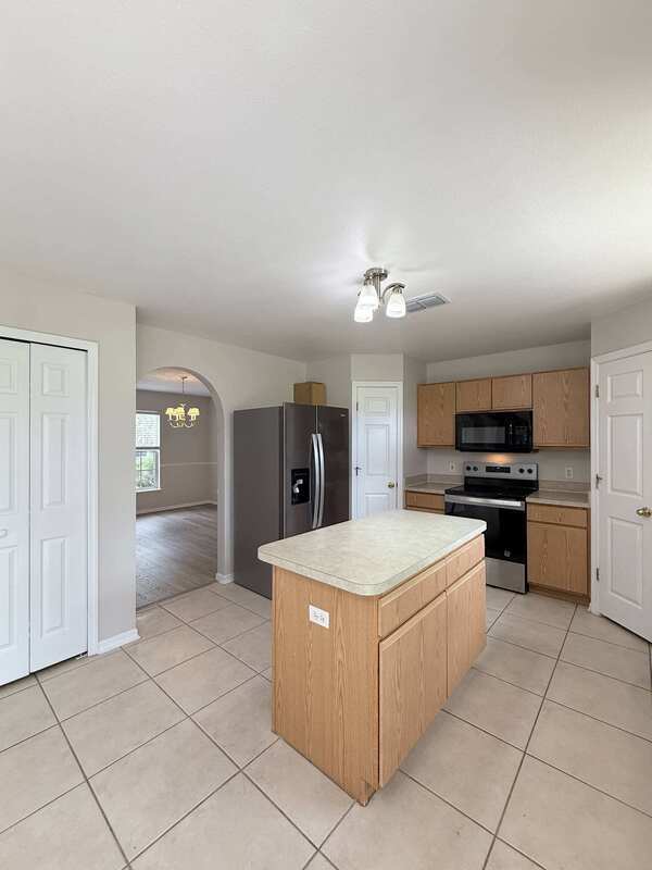 Building Photo - 13046 Waterbourne Dr