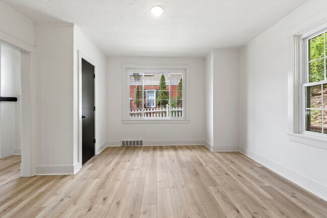 Building Photo - READY FOR MOVE IN! Don't miss this fully renovated 3-bedroom in Penn Hills!