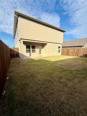 Building Photo - 916 Country Rd