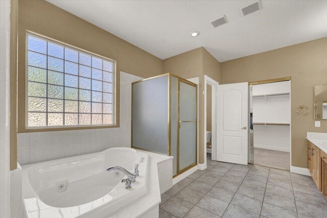 Building Photo - 10672 Blue Nile Ct