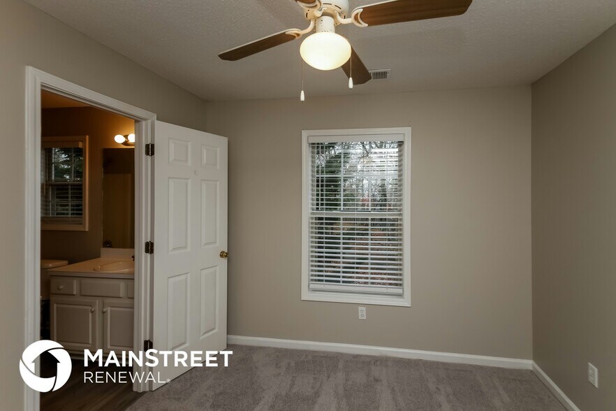 Building Photo - 30 Mountain Trail Ct SW