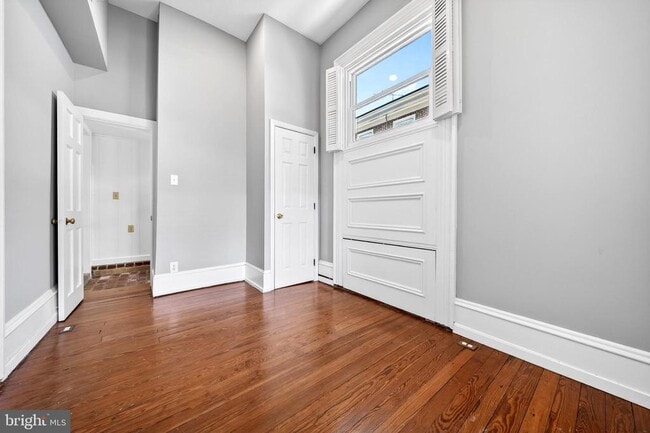 Building Photo - 100 S Darlington St