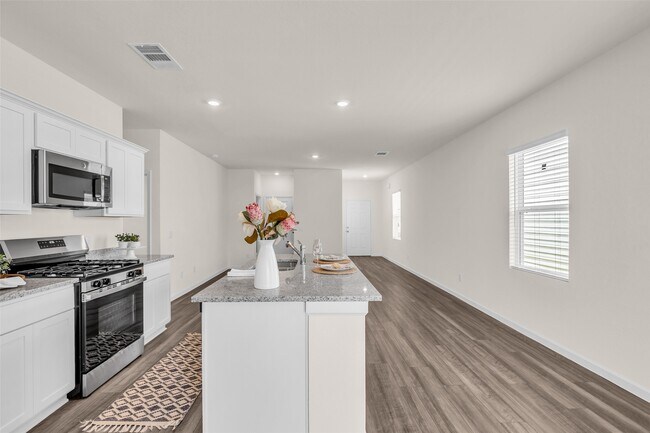 Building Photo - 18669 Shauna Danielle Dr