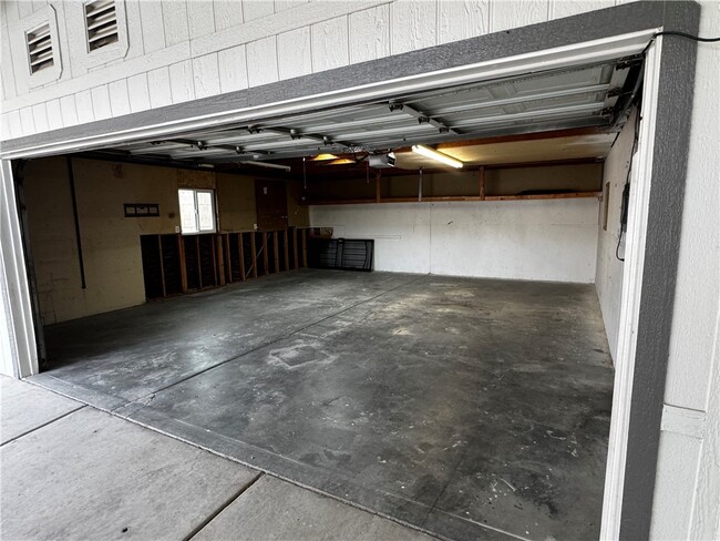 Building Photo - 1103 Copper Dr