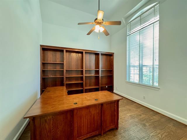 Building Photo - 3780 Navarro Way