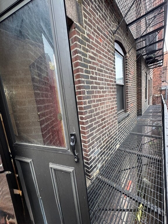 Building Photo - 173 Winnisimmet St