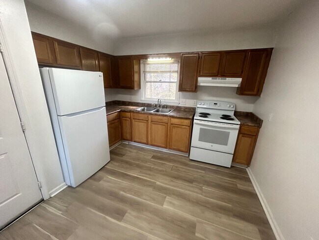 Building Photo - 1723 Stahl St