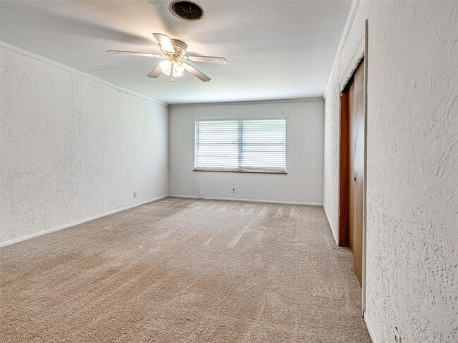 Building Photo - 1212 Lynnwood Dr