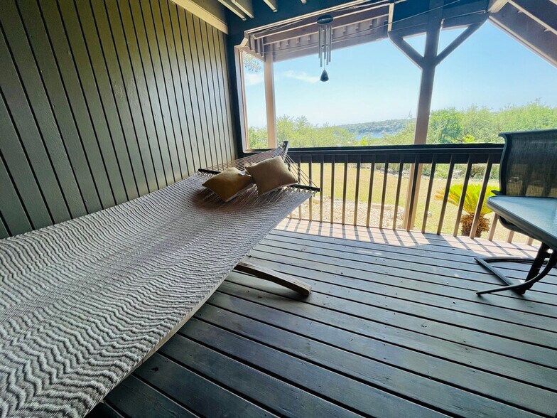 Building Photo - 221 Venture Blvd S