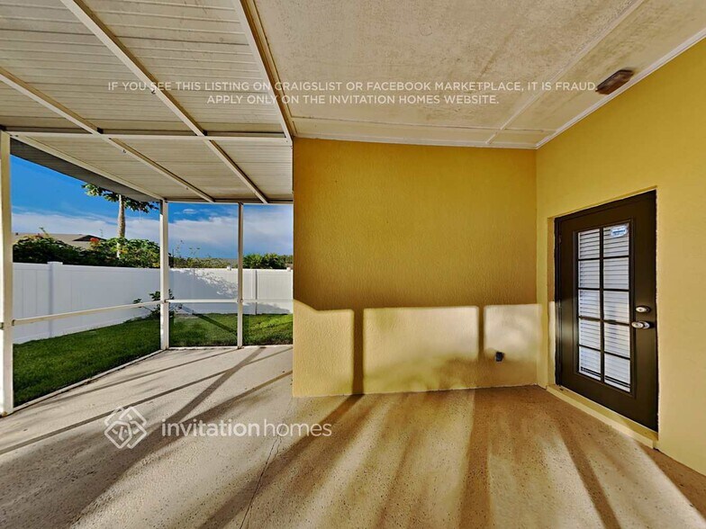 Building Photo - 1440 Baythorn Dr
