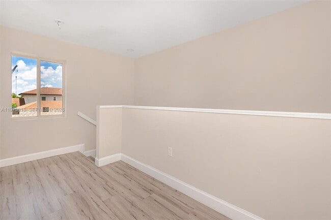 Building Photo - 815 NW 3rd Ave