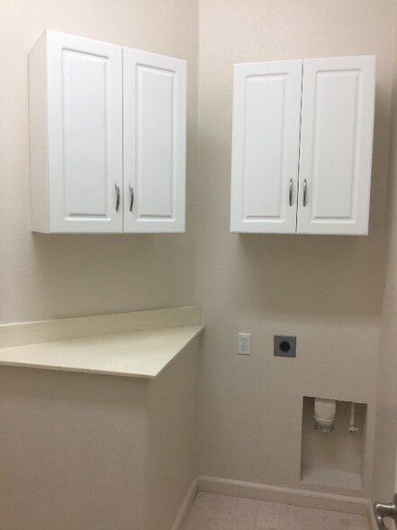 Building Photo - 171 Unity Cir