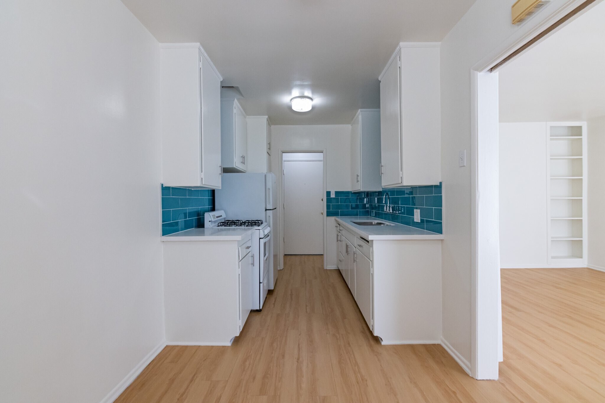 Building Photo - 729 Gayley Ave