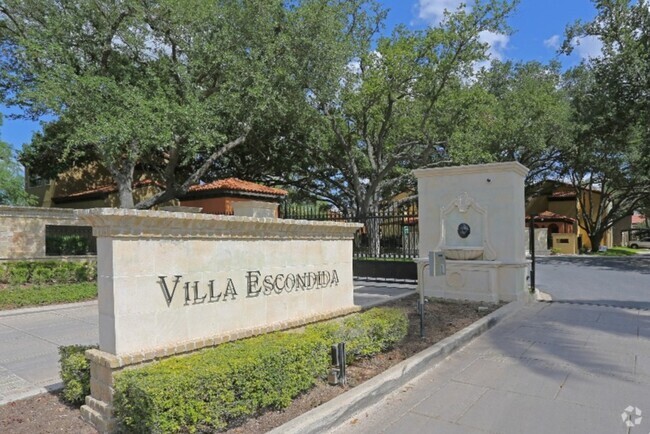 Building Photo - Luxury Townhomes Villa Escondida