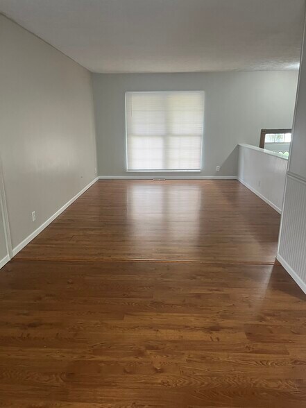 Building Photo - 356 Avonwick Pl