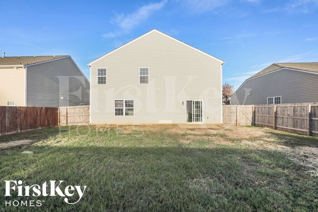 Building Photo - 408 Lind Point Ln